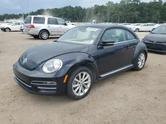 2018 Volkswagen Beetle 3VWJD7AT6JM710252