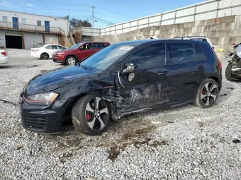 2017 Volkswagen Golf GTI 3VW447AUXHM071860
