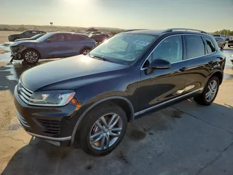 2016 Volkswagen Touareg WVGEF9BP9GD000614