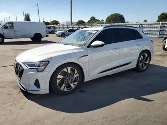 2021 Audi e-tron WA1AAAGE4MB030552