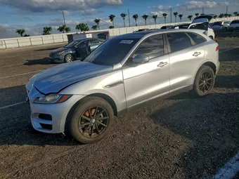 2018 Jaguar F-PACE SADCJ2GX1JA235533