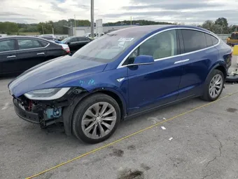2016 Tesla Model X 5YJXCBE26GF003511