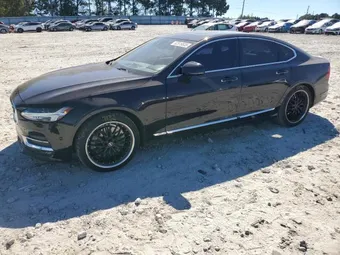 2017 Volvo S90 YV1A22ML0H1017315