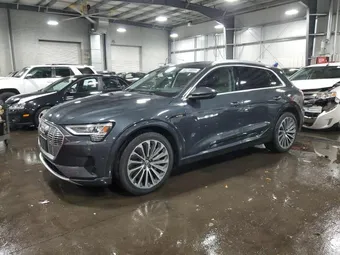 2019 Audi e-tron WA1VABGE8KB010454
