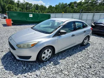 2016 Ford Focus 1FADP3E20GL345570