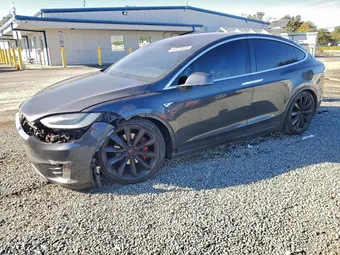 2016 Tesla Model X 5YJXCBE27GF016669