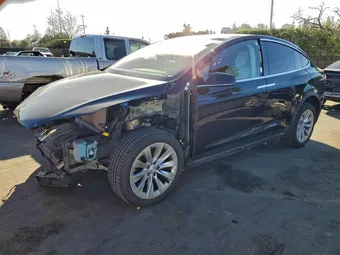 2017 Tesla Model X 5YJXCAE27HF066726