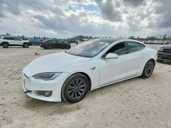 2017 Tesla Model S 5YJSA1E11HF195505