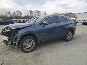 2022 Toyota Venza JTEAAAAH6NJ118031