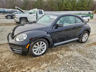 2019 Volkswagen Beetle 3VWJD7AT2KM719645