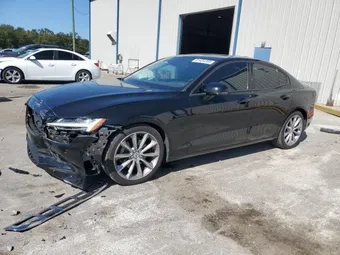 2020 Volvo S60 7JR102FKXLG037157