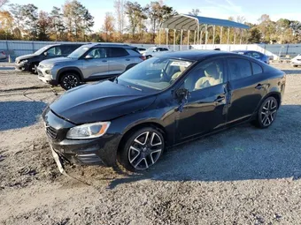 2018 Volvo S60 YV126MFL6J2456164