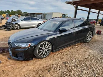 2022 Audi A8 WAULDAF81NN009298