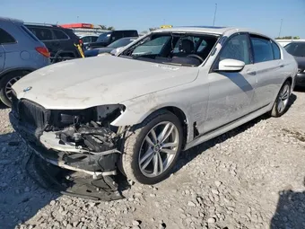 2016 BMW 7 Series WBA7F2C59GG415543