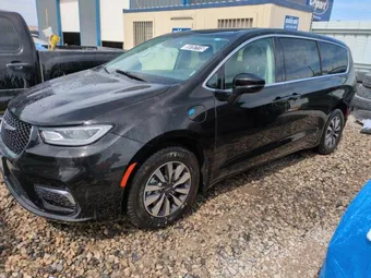 2023 Chrysler Pacifica Hybrid 2C4RC1L7XPR541392