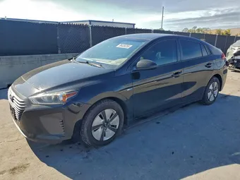 2017 Hyundai Ioniq Hybrid KMHC65LC6HU040873