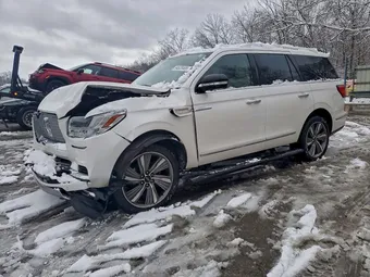 2018 Lincoln Navigator 5LMJJ2LT5JEL02464