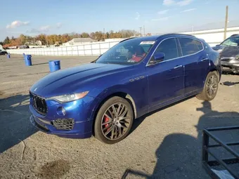 2017 Maserati Levante ZN661YUS3HX239450