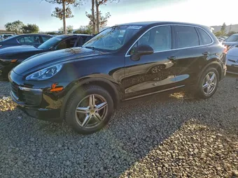 2016 Porsche Cayenne WP1AA2A29GKA13162