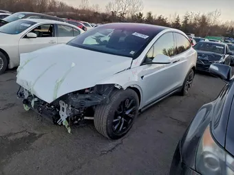 2023 Tesla Model X 7SAXCBE53PF395490