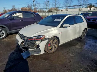 2018 Volkswagen Golf GTI 3VW547AU1JM265753
