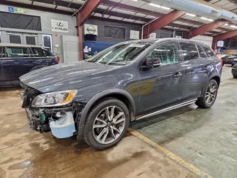 2015 Volvo V60 YV4612HK5F1002044