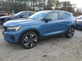2025 Volvo XC40 YV4L12UCXS2461446