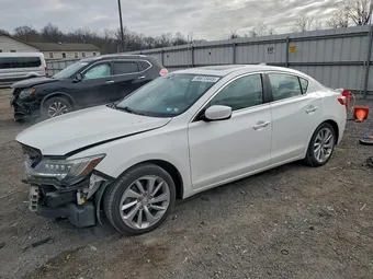 2017 Acura ILX 19UDE2F35HA015360