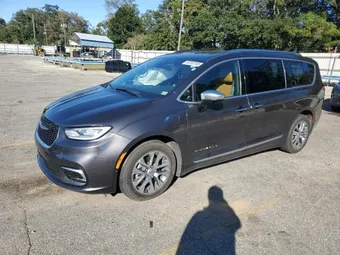 2023 Chrysler Pacifica Hybrid 2C4RC1N77PR519749
