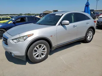 2016 Infiniti QX70 JN8CS1MU8GM672051