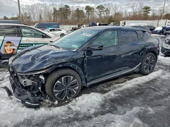 2023 Kia EV6 KNDC34LA8P5127642