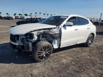 2018 Maserati Levante ZN661YUL4JX273024