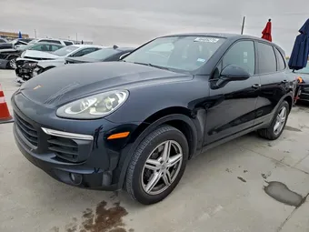 2016 Porsche Cayenne WP1AA2A22GKA12774