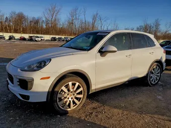 2015 Porsche Cayenne WP1AB2A26FLA57819