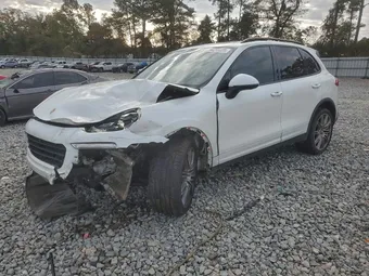2017 Porsche Cayenne WP1AB2A23HLA51205