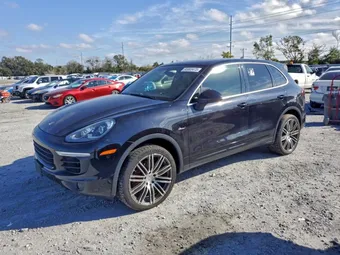 2015 Porsche Cayenne WP1AF2A21FLA32394