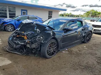 2019 Porsche Panamera WP0AA2A73KL102354