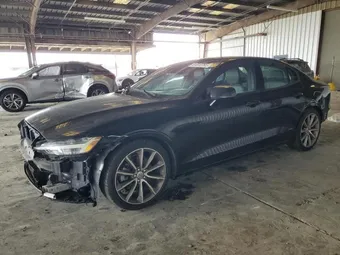 2019 Volvo S60 7JR102FK7KG004535