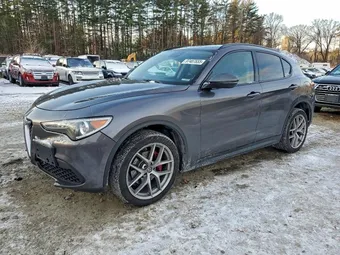 2019 Alfa Romeo Stelvio ZASPAKAN5K7C31365