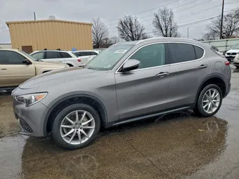 2018 Alfa Romeo ZASFAKBN8J7B60462