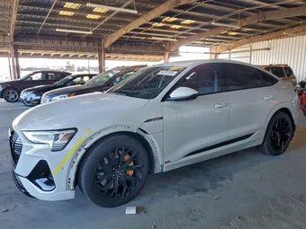 2022 Audi e-tron WA11AAGE9NB031309