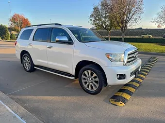 2014 Toyota Sequoia 5TDJW5G11ES108954