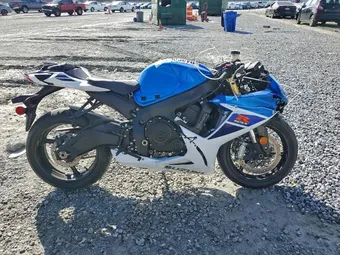 2025 Suzuki GSXR750 JS1GR7MA5S7100387