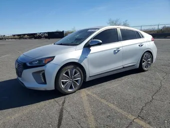 2018 Hyundai Ioniq Hybrid KMHC05LC1JU063520