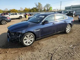 2016 Jaguar XF SAJBD4BV8GCY13500