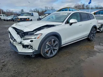 2025 Volvo V60 YV4L12WL8S2146691