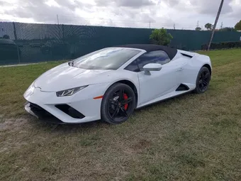 2021 Lamborghini ZHWUT5ZF7MLA15963