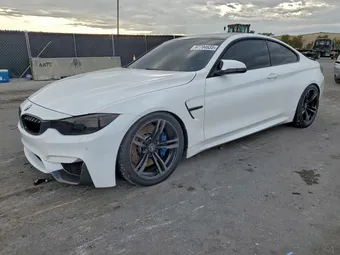 2015 BMW M4 WBS3R9C54FK329675