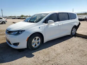 2018 Chrysler Pacifica Hybrid 2C4RC1H76JR359284