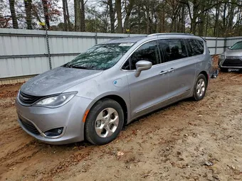 2018 Chrysler Pacifica Hybrid 2C4RC1L78JR198461